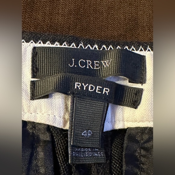 J. Crew Ryder Black Skinny Fit Pants Sz 4P. Closures 1 Button Zipper & 2 Hooks - Picture 4 of 12